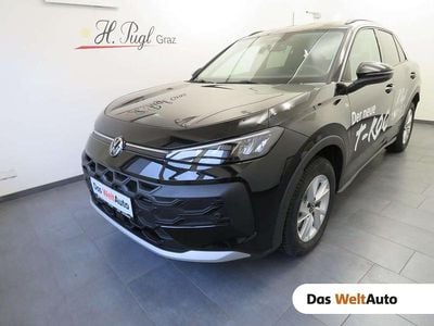 Schwarz metallic Neu 2025 VW T-Roc Life SUV | € 31.990 (Fairer Preis)
