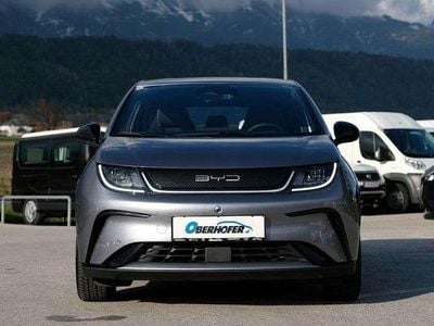 Grau Neu 2025 BYD Dolphin Comfort Kleinwagen | € 30.640 (Fairer Preis)