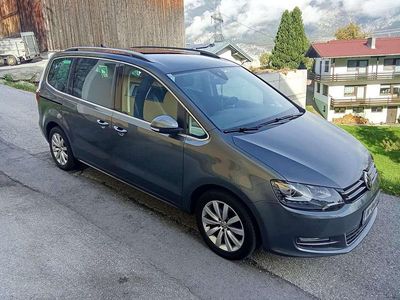 Gebraucht VW Sharan Business 150 PS (110 kW) 2020 Grau Van / Kleinbus