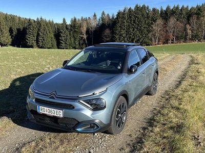 Blau Gebraucht 2021 Citroën e-C4 Shine Limousine | € 16.666