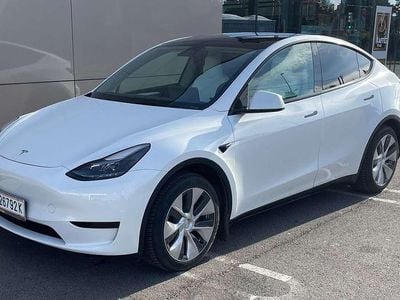 Weiß Gebraucht 2023 Tesla Model Y SUV | € 30.500 (Guter Preis)