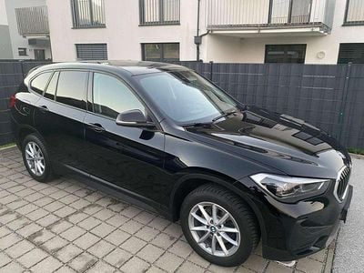 Schwarz Gebraucht 2020 BMW X1 Advantage SUV | € 24.400 (Fairer Preis)
