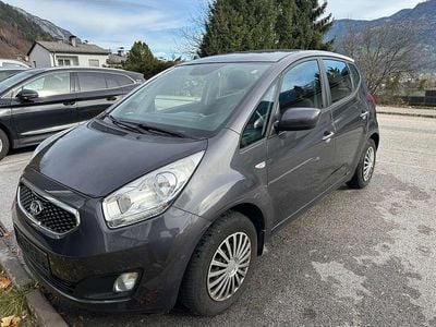 Gebraucht Kia Venga Classic 90 PS (66 kW) 2014 Grau Kleinwagen