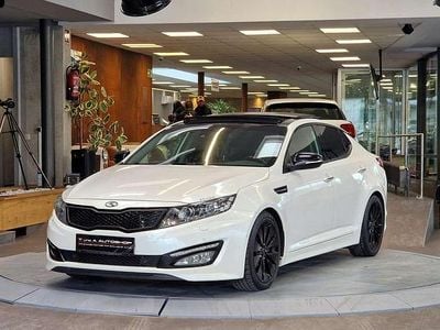 Weiß Gebraucht 2013 Kia Optima Active Limousine | € 11.940