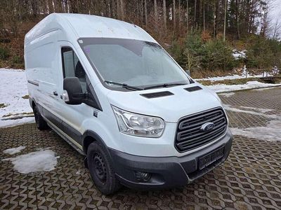 Gebraucht Ford Transit Trend 170 PS (125 kW) 2019 Weiß Van