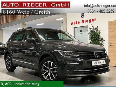 Gebraucht VW Tiguan Life 122 PS (89 kW) 2023 Grau SUV