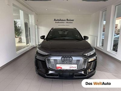Mittelgrau metallicperleffekt Gebraucht 2025 Audi Q6 e-tron Business SUV | € 80.490 (Teuer)