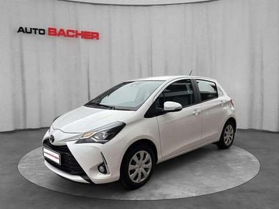 Gebraucht Toyota Yaris Active 72 PS (52 kW) 2019 Weiß Limousine