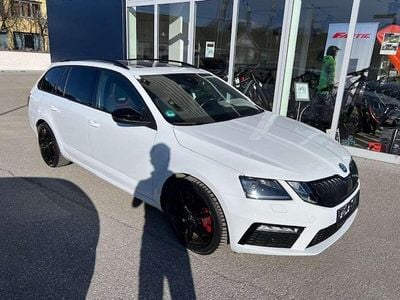 Weiß Gebraucht 2018 Skoda Octavia RS Kombi | € 24.990 (Teuer)