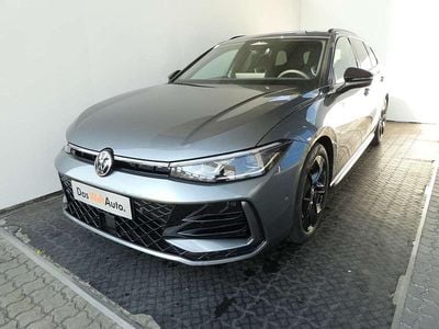 Gebraucht VW Passat R-line 150 PS (110 kW) 2025 Grau Kombi