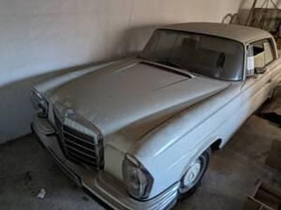 Weiß Gebraucht 1970 Mercedes 280 SE Coupé | € 35.000