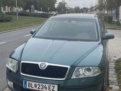 gebraucht Skoda Octavia Combi 1,9 Elegance TDI PD DPF DSG