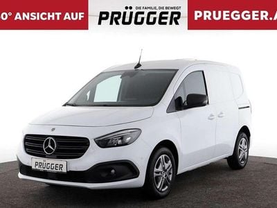 Weiß Gebraucht 2022 Mercedes Citan 110 Van | € 17.990