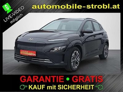 Gebraucht Hyundai Kona Select 150 kW (204 PS) 2022 Grau SUV