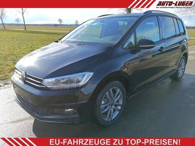 Neu VW Touran Comfortline 2026 Grenadillschwarz metallic Van / Kleinbus