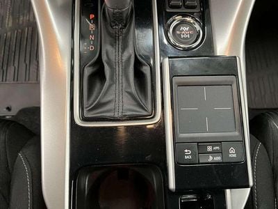 Weiß Gebraucht 2020 Mitsubishi Eclipse Cross Intense SUV | € 16.990