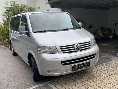 Silber Gebraucht 2006 VW Caravelle Van / Kleinbus | € 9.800