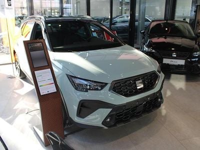 Neu Seat Arona Style 115 PS (84 kW) 2026 Hellgrau  metallic SUV
