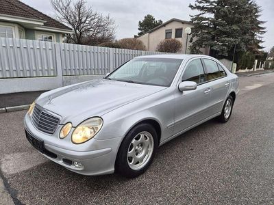 Mercedes E200