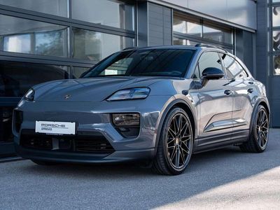 Mittelgrau normal Gebraucht 2025 Porsche Macan SUV | € 126.200