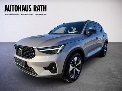 Neu Volvo XC40 163 PS (119 kW) 2026 Silber SUV