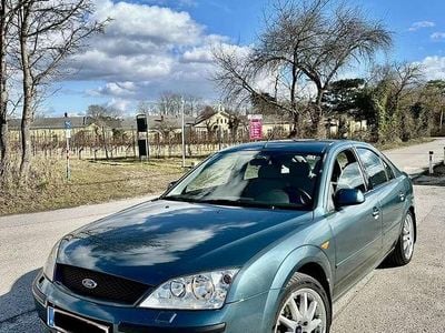 Gebraucht Ford Mondeo 131 PS (96 kW) 2003 Limousine