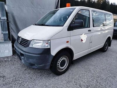 Gebraucht 2007 VW Caravelle Comfortline Van / Kleinbus | € 5.900