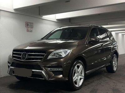 Braun Gebraucht 2013 Mercedes ML350 AMG SUV | € 20.990 (Fairer Preis)