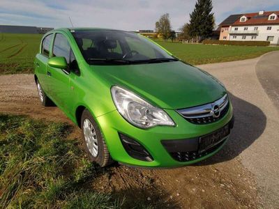 gebraucht Opel Corsa 12 - Neuwagenzustand.