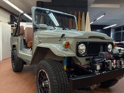 Gebraucht Toyota Land Cruiser 135 PS (99 kW) 1980 Grau SUV
