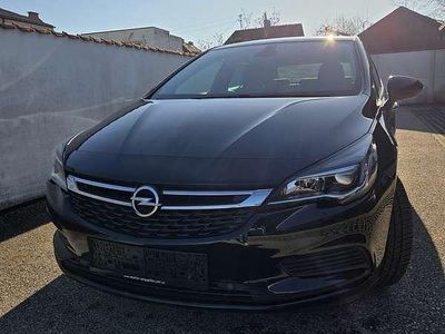 Gebraucht Opel Astra 105 PS (77 kW) 2017 Schwarz Kleinwagen