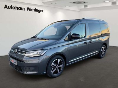 Mittelgrau metallic Gebraucht 2024 VW Caddy Maxi Style Van / Kleinbus | € 52.990