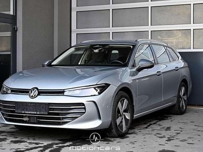 Silber Gebraucht 2024 VW Passat Business Kombi | € 32.480 (Teuer)