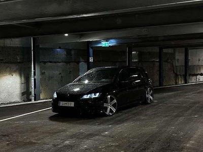 Gebraucht 2014 VW Golf VII R Limousine | € 26.500