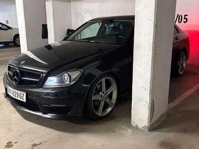 Schwarz Gebraucht 2012 Mercedes C180 Avantgarde Limousine | € 15.000 (Teuer)