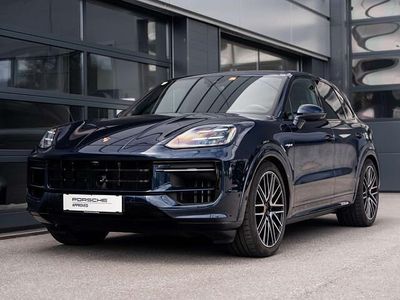 Mittelblau metallic Gebraucht 2024 Porsche Cayenne SUV | € 129.900