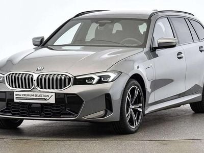 Gebraucht BMW 330e Efficient Dynamics 184 PS (135 kW) 2025 Grau Kombi