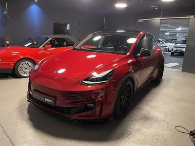 Rot Gebraucht 2021 Tesla Model Y SUV | € 41.990