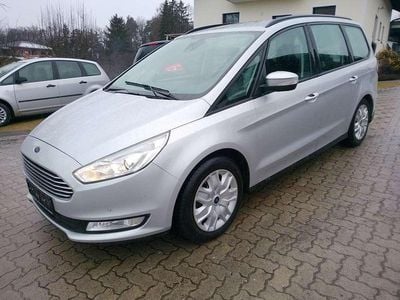 Gebraucht Ford Galaxy 150 PS (110 kW) 2016 Silber Van / Kleinbus