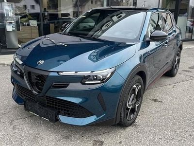 Blau Gebraucht 2025 Alfa Romeo Junior Edizione Speciale SUV | € 26.990