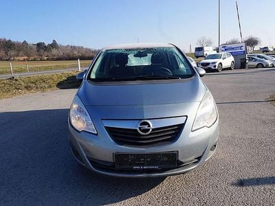 Grau Gebraucht 2011 Opel Meriva Active Van / Kleinbus | € 2.490