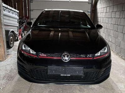 Schwarz Gebraucht 2017 VW Golf VII GTI Limousine | € 22.000 (Fairer Preis)