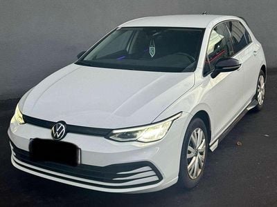 Gebraucht VW Golf VIII Life 116 PS (85 kW) 2020 Weiß Limousine