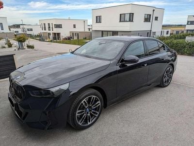 Gebraucht BMW i5 M Sport 250 kW (340 PS) 2024 Blau Limousine