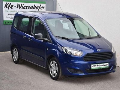 Blau Gebraucht 2015 Ford Tourneo Courier Ambiente Van / Kleinbus | € 7.690 (Superpreis)