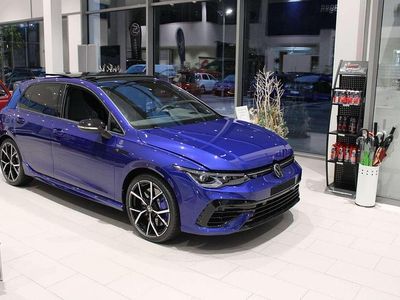 Blau Gebraucht 2023 VW Golf VIII R Limousine | € 62.990