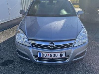 Gebraucht Opel Astra 110 PS (80 kW) 2009 Limousine