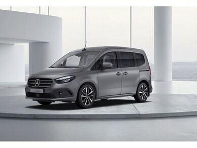 Grau Gebraucht 2024 Mercedes T180 Van / Kleinbus | € 38.388 (Teuer)