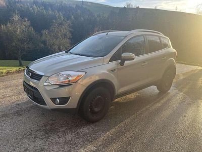 Silber Gebraucht 2009 Ford Kuga Titanium SUV | € 6.800 (Fairer Preis)