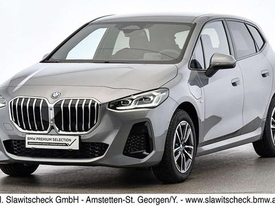 Grau Gebraucht 2024 BMW 225 Luxury Line Limousine | € 37.890 (Fairer Preis)